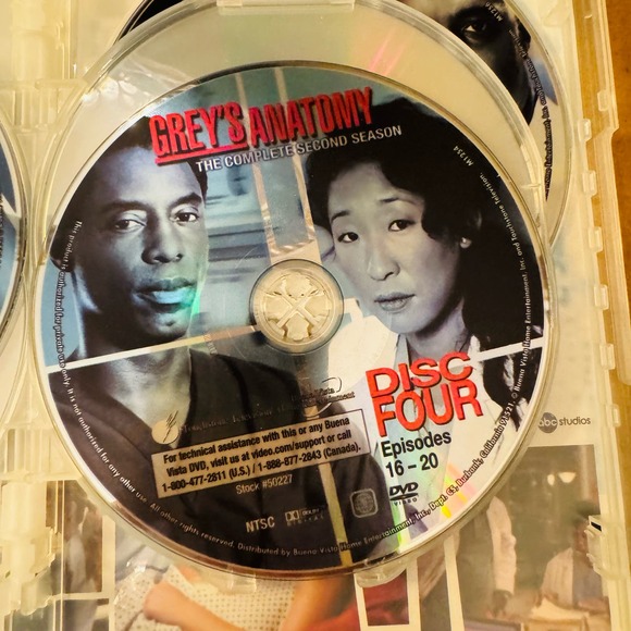 Grey's Anatomy The Complete Second Season Uncut Six Discs Episodes 1 -27 - Picture 7 of 9